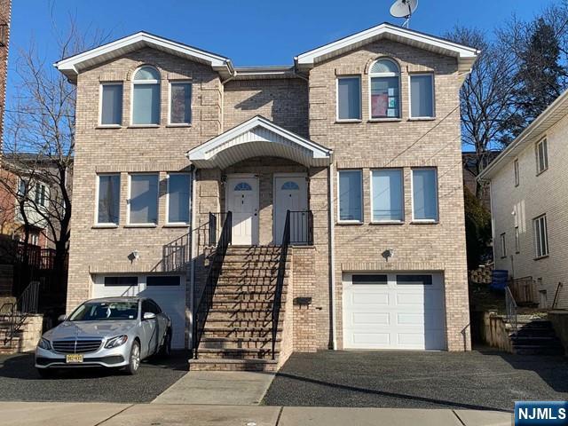 111 Edsall Avenue,Palisades Park, NJ 07650