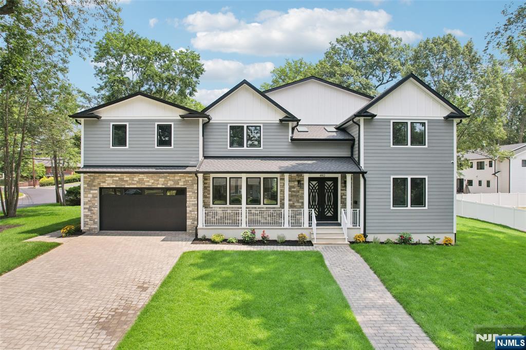 492 Oaktree Road,Oradell, NJ 07649