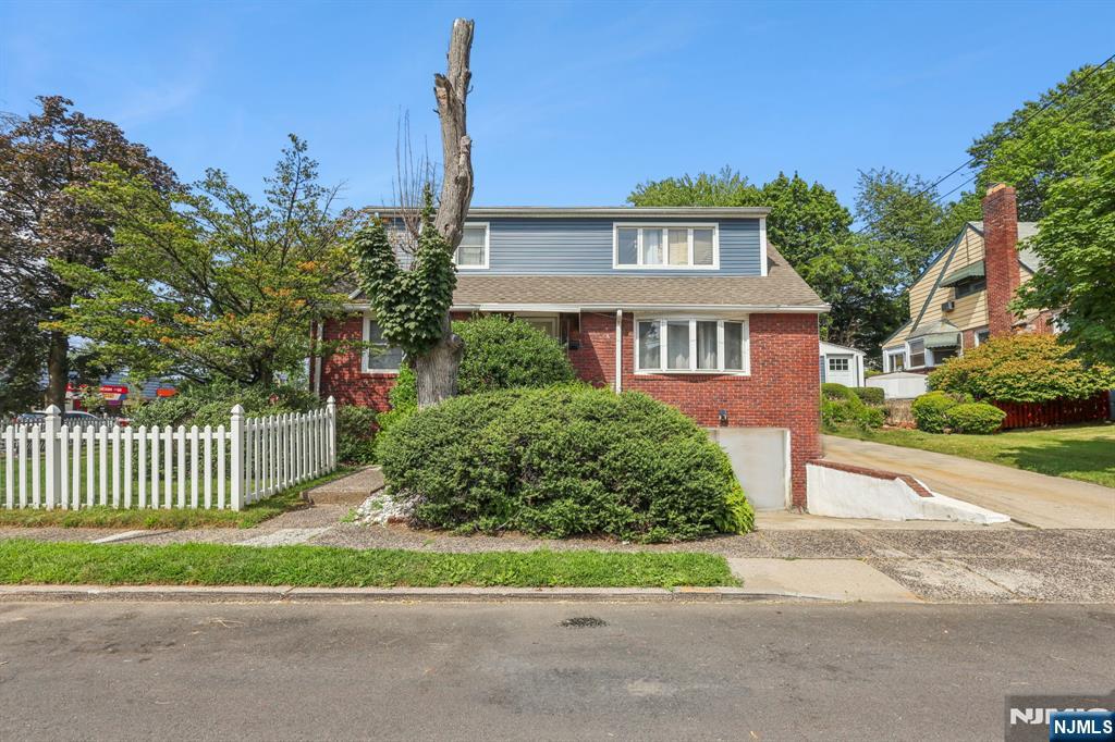 67 Knapp Place,Englewood, NJ 07631