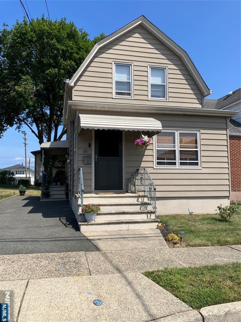 31 Miller Avenue,Elmwood Park, NJ 07407
