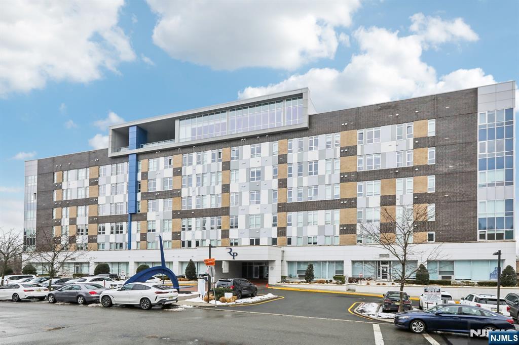 1 Executive Drive,Fort Lee, NJ 07024