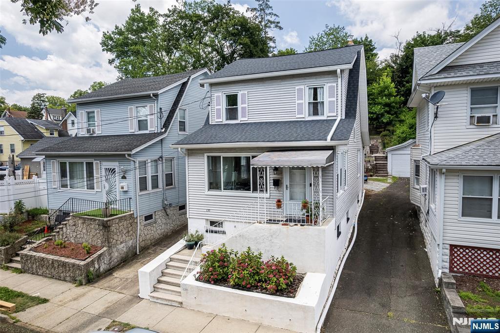 137 Rollinson Street,West Orange, NJ 07052