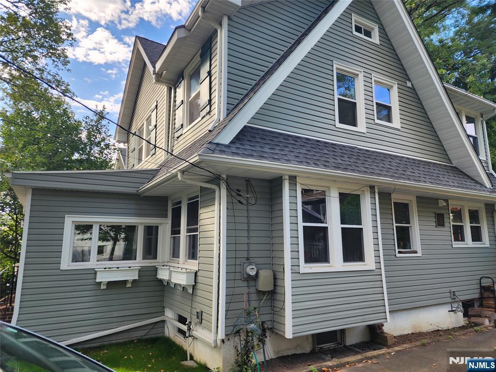 17 Cottage Place,Leonia, NJ 07605