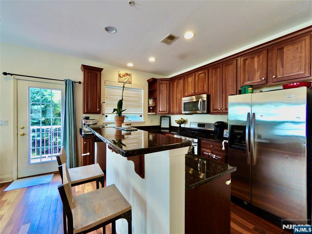 11 Mallard Place,Secaucus, NJ 07094