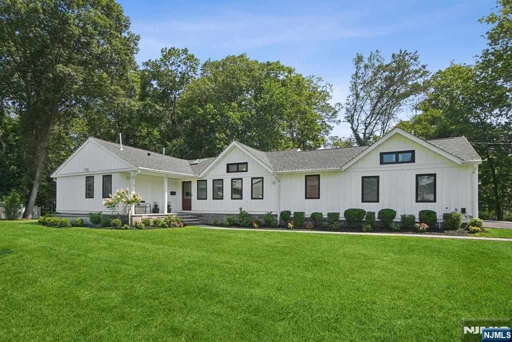 695 Terhune Road,Ridgewood, NJ 07450