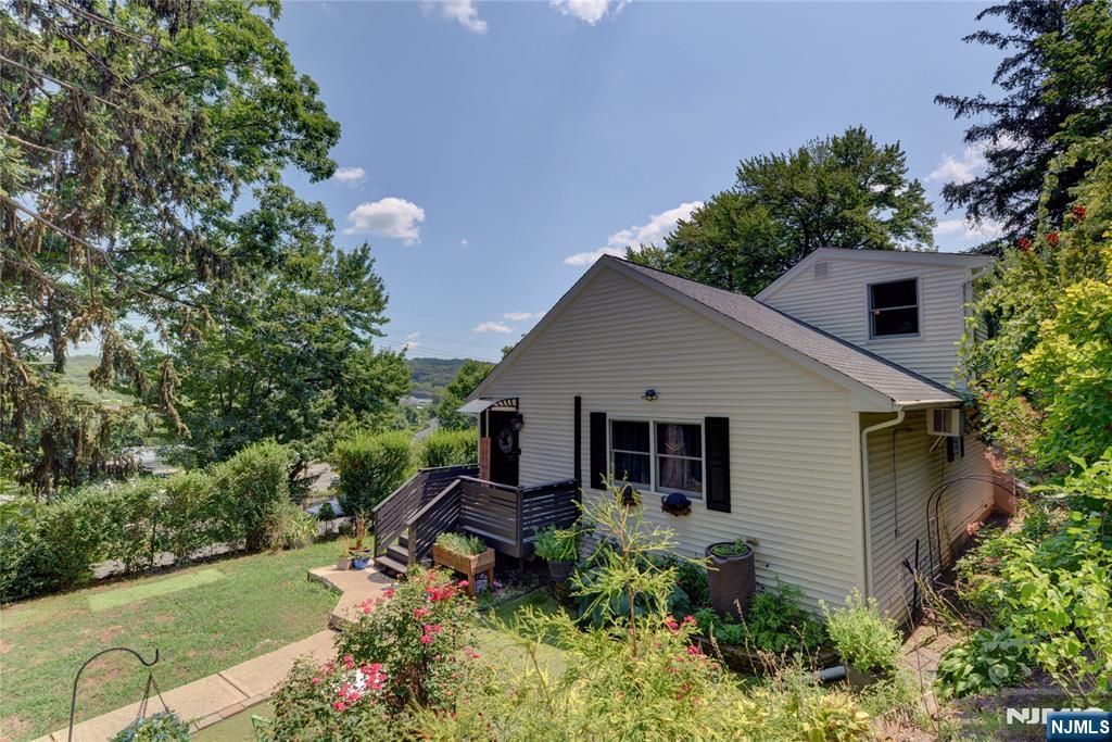 34 Railroad ,Mahwah, NJ 07430