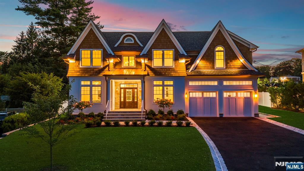 229 Bogert Place,Paramus, NJ 07652