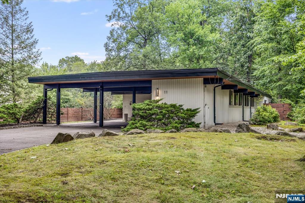11 Fern River Road,Wayne, NJ 07470