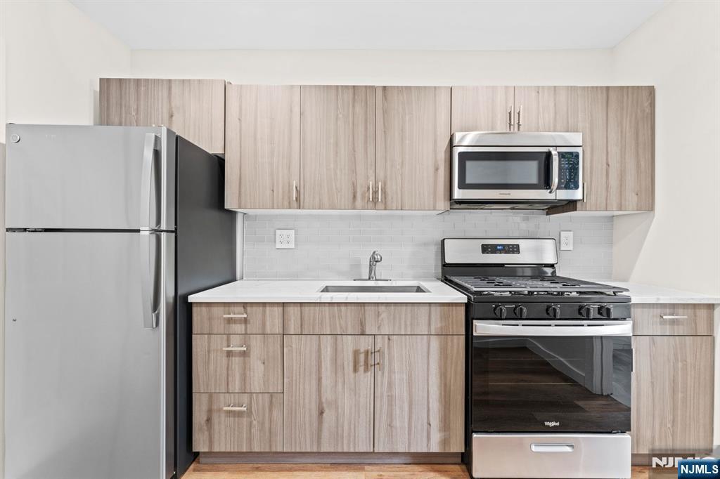 557 Broad Street,Carlstadt, NJ 07072