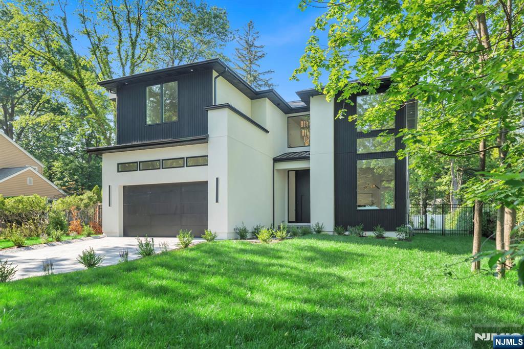 43 Oak Avenue,Tenafly, NJ 07670