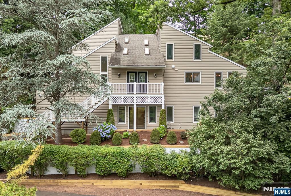 33 Berkshire Road,Woodcliff Lake, NJ 07677