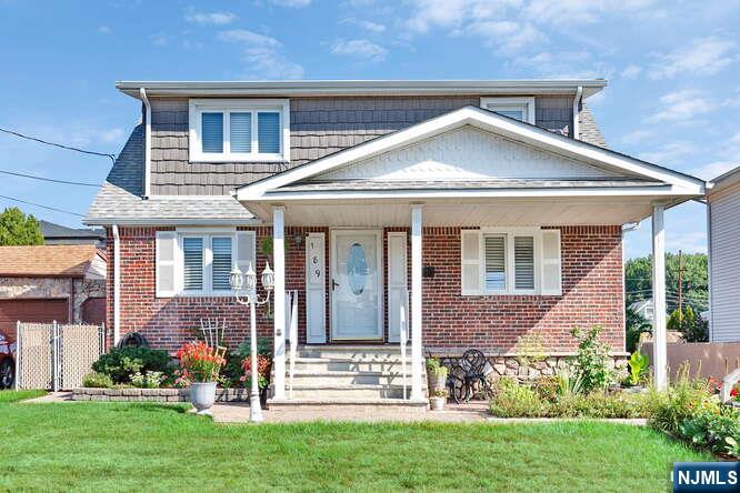 189 Miller Avenue,Elmwood Park, NJ 07407