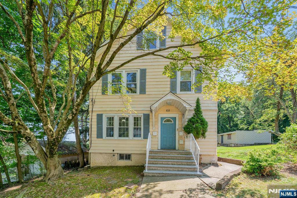 68 Macfarlan Avenue,Hawthorne, NJ 07506