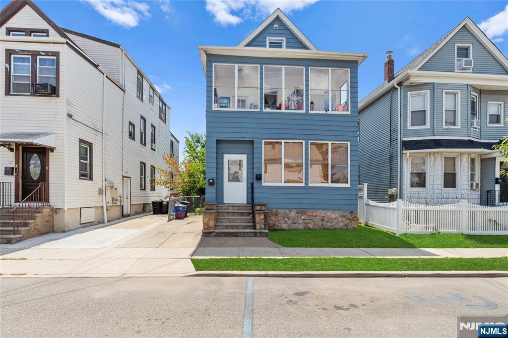 50 Grand Street,Garfield, NJ 07026