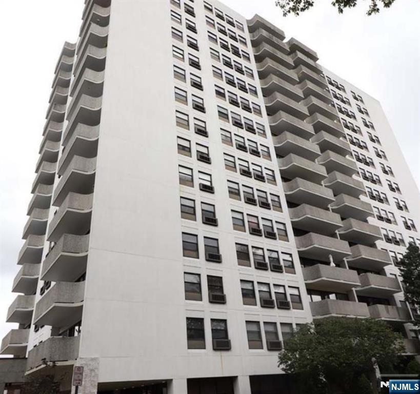 1600 Center Avenue,Fort Lee, NJ 07024