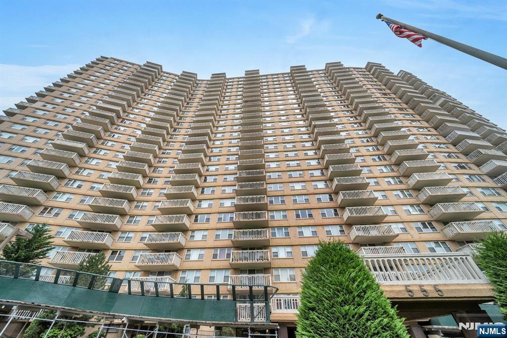 555 North Avenue,Fort Lee, NJ 07024