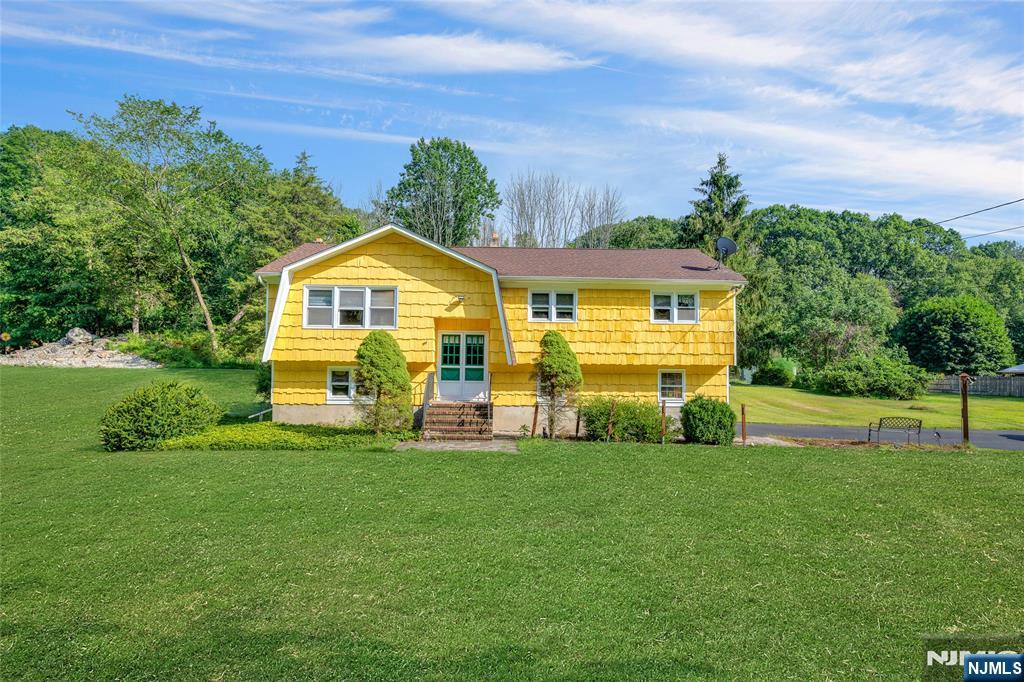 243 Andover Road,Sparta, NJ 07871