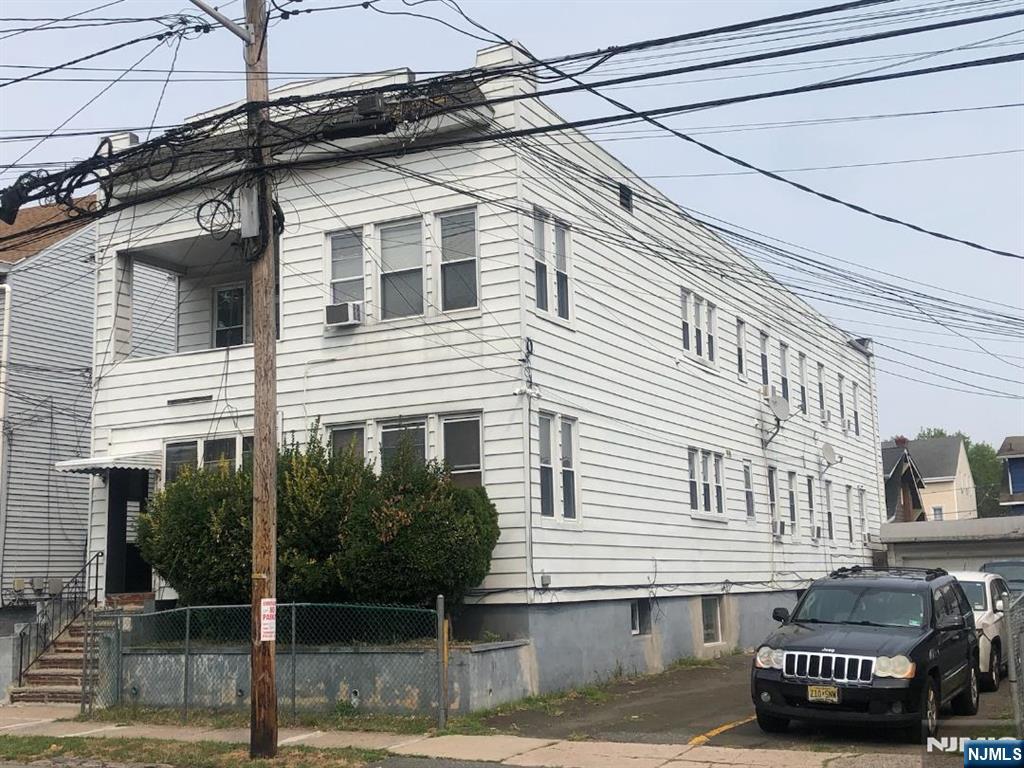 449 27th Street,Paterson, NJ 07514