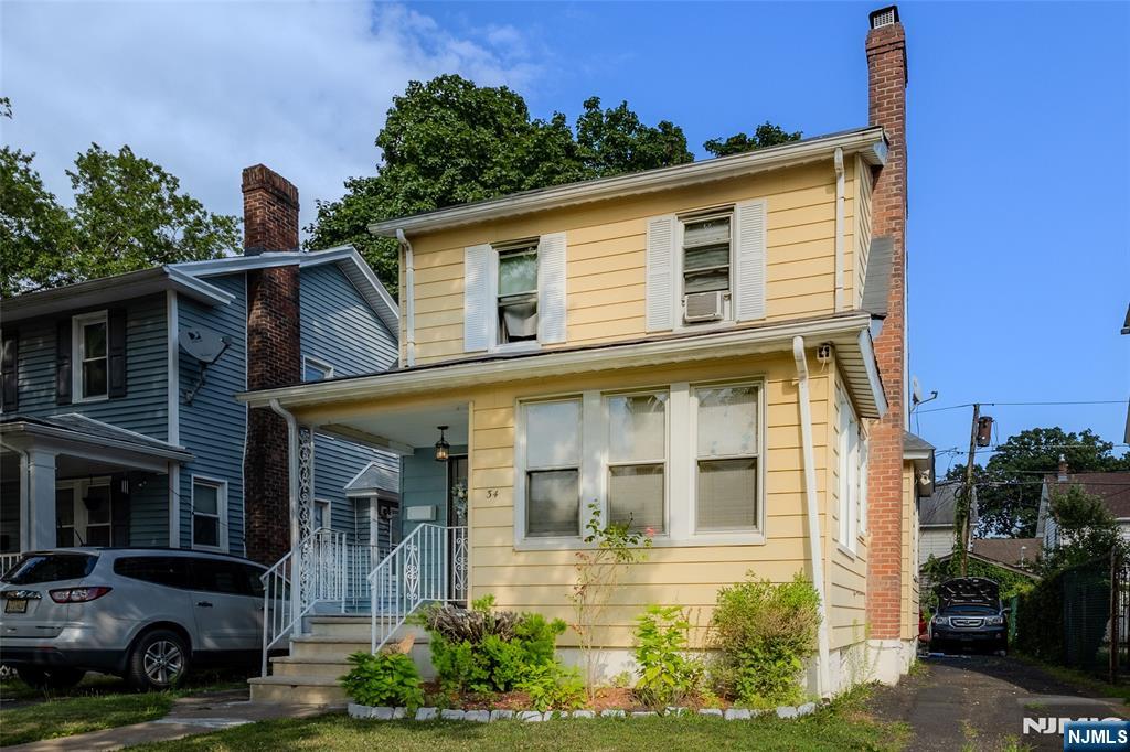 34 Warwick Street,East Orange, NJ 07017