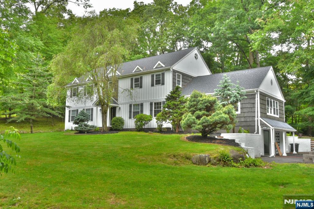 4 Adams Road,Saddle River, NJ 07458