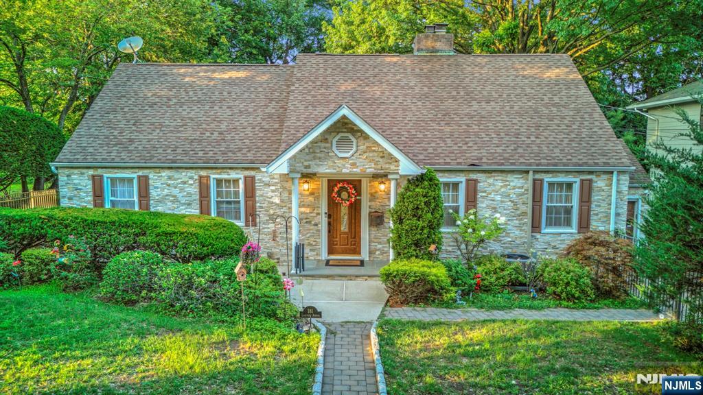 181 Lakeview Avenue,Leonia, NJ 07605