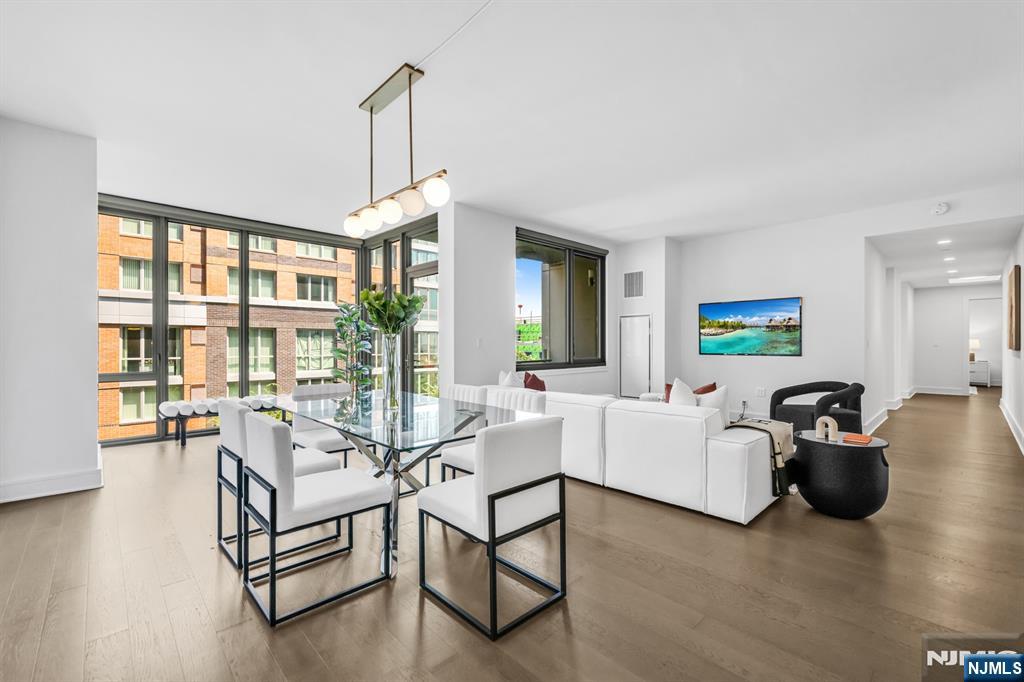 9 Ave At Port Imperial ,West New York, NJ 07093