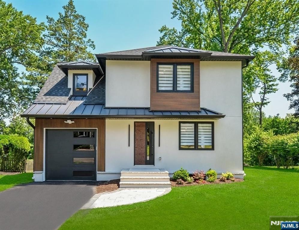 72 Roosevelt Street,Cresskill, NJ 07626