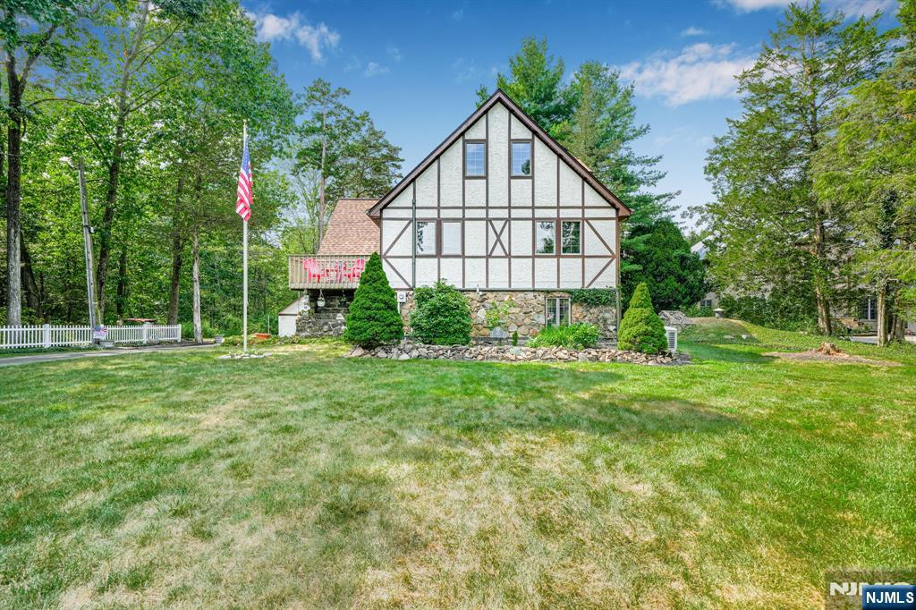 42 Upper Mountain Avenue,Montville Township, NJ 07045