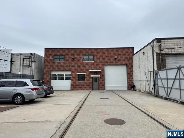 21 Ise Street,South Hackensack, NJ 07606