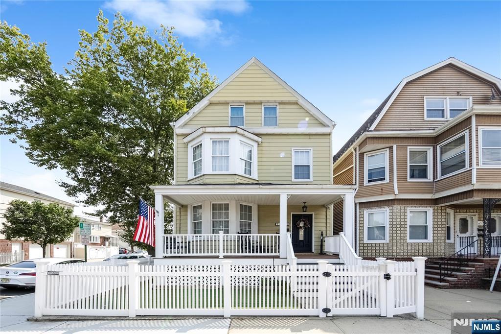 415 Davis Avenue,Harrison, NJ 07029
