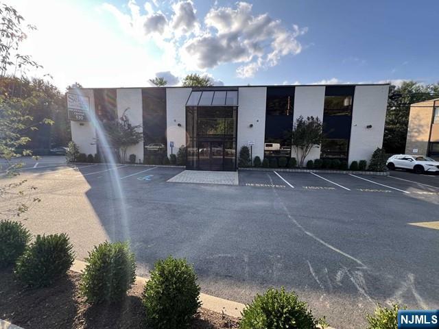 530 Sylvan Avenue,Englewood Cliffs, NJ 07632