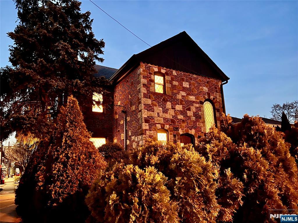 695 Palisade Avenue,Cliffside Park, NJ 07010