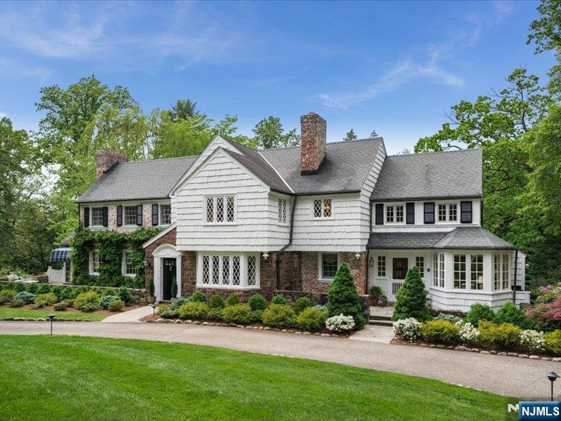 146 Rensselaer Road,Essex Fells, NJ 07021