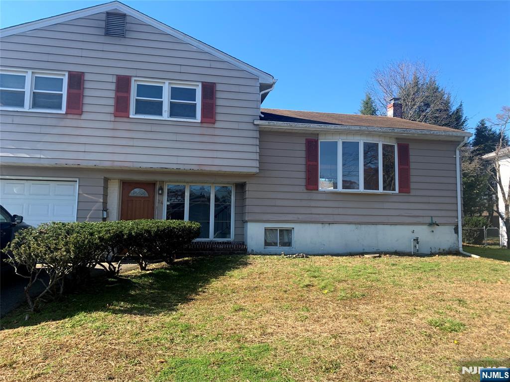 24 Hill Court,Pompton Lakes, NJ 07442