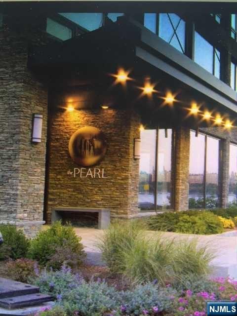 9 Somerset Lane,Edgewater, NJ 07020