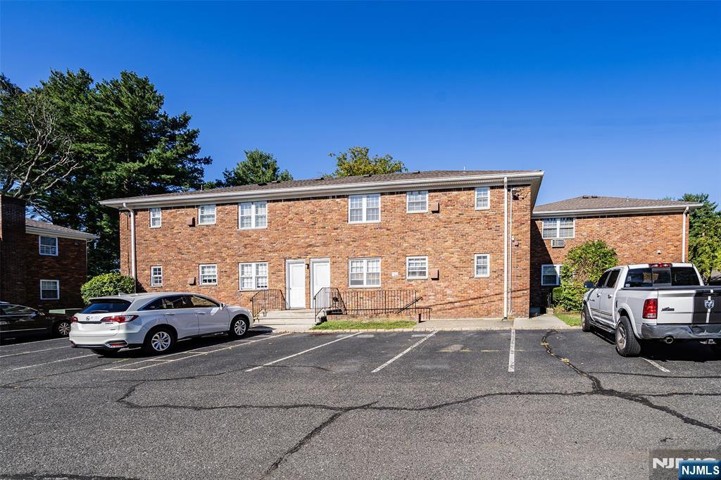 1251B Valley Road,Wayne, NJ 07470