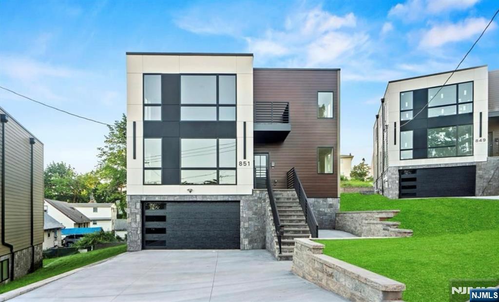 851 Pleasantview Terrace,Ridgefield, NJ 07657