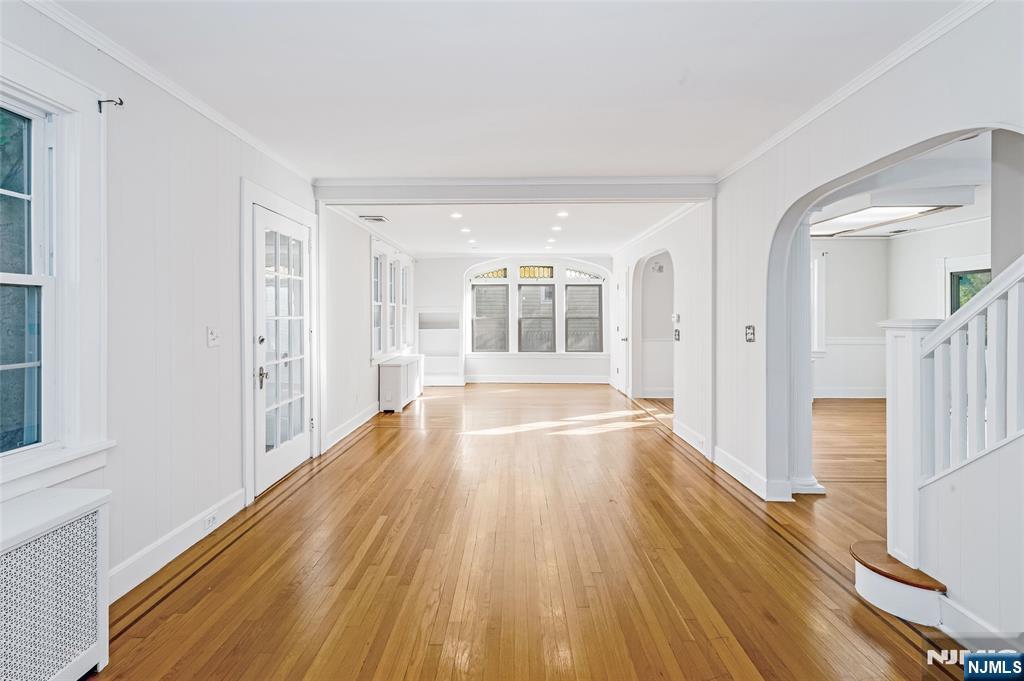 982 Queen Anne Road,Teaneck, NJ 07666
