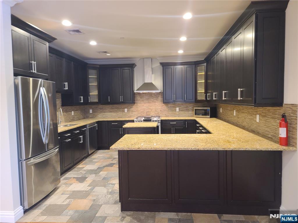 35 Allen ,Cresskill, NJ 07632