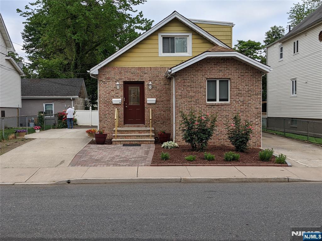 26 Brandt Street,Little Ferry, NJ 07643