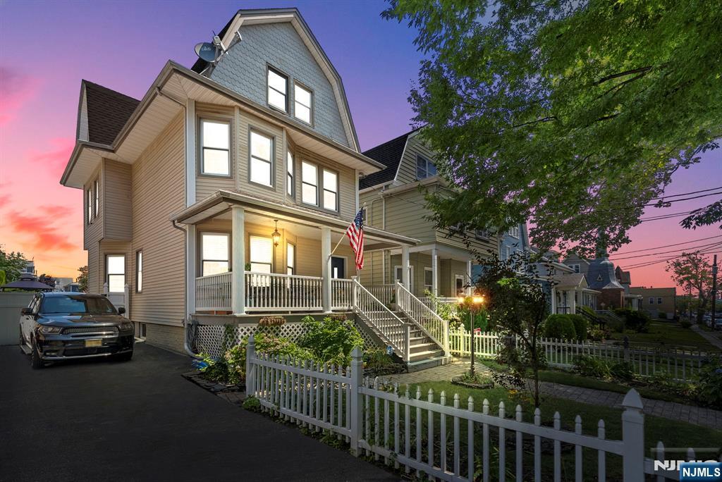 53 Oakwood Avenue,Kearny, NJ 07032