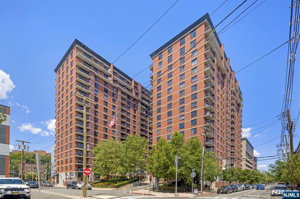 700 1st Street,Hoboken, NJ 07030