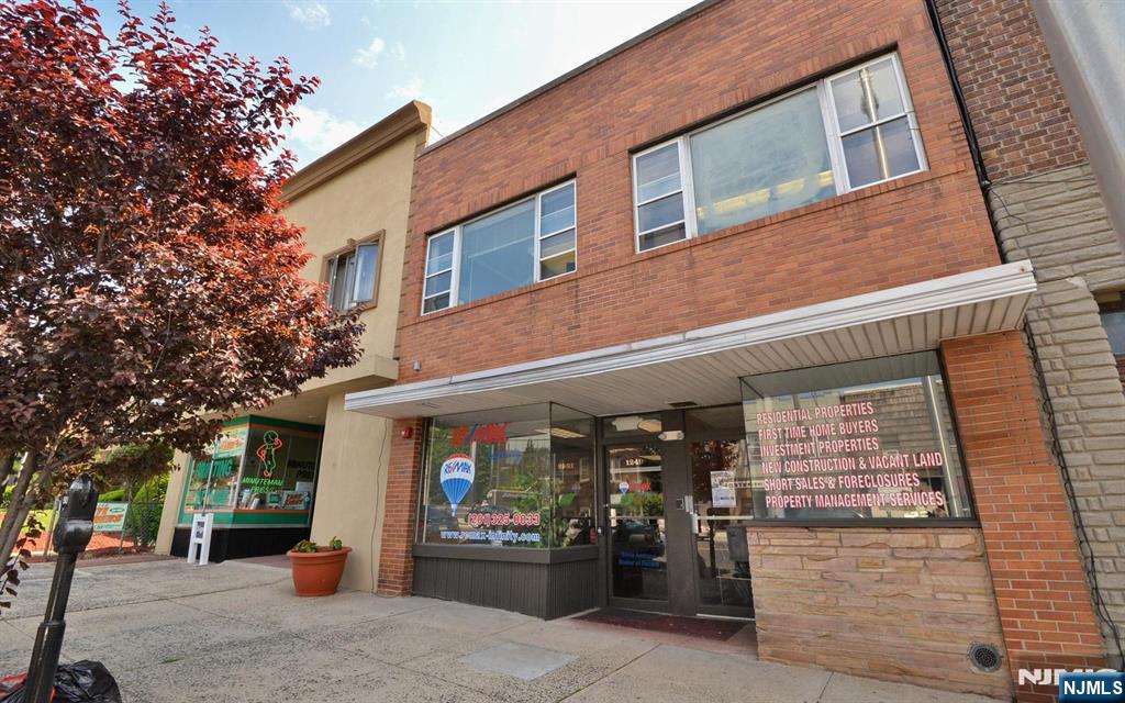 1249 Paterson Plank Road,Secaucus, NJ 07094