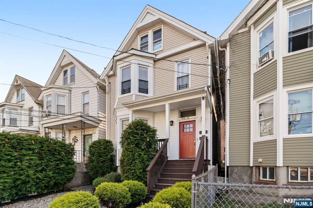 46 Lawrence Street,Bloomfield, NJ 07003