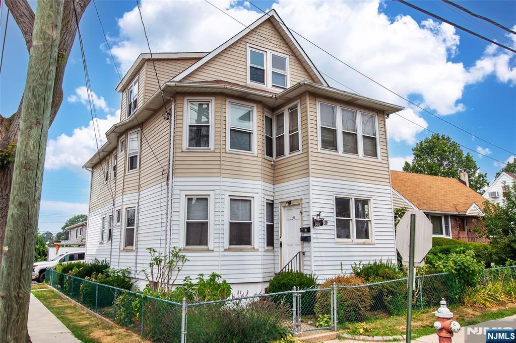 59 Falmouth Avenue,Elmwood Park, NJ 07407