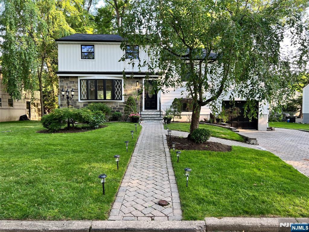 392 Marlboro Road,Englewood, NJ 07631