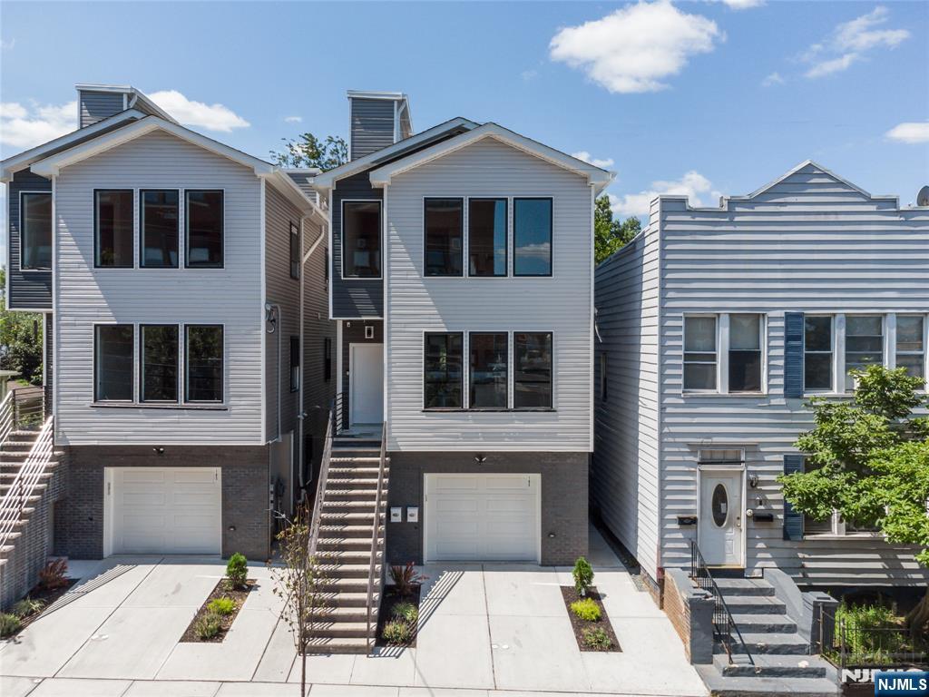 185 Gates Avenue,Jersey City, NJ 07305