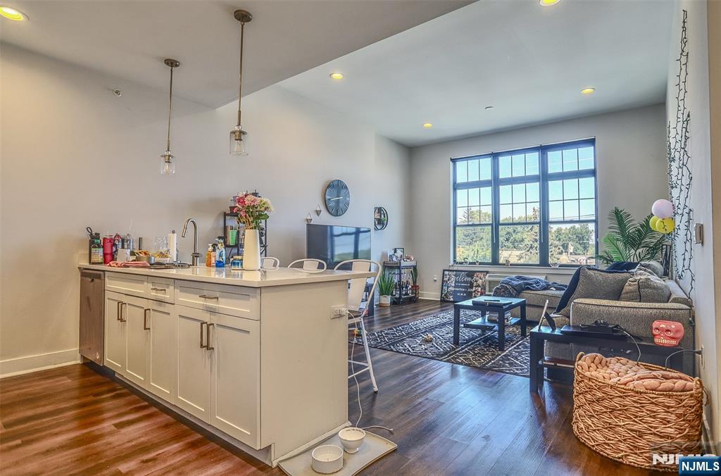 110 Market ,Saddle Brook, NJ 07663