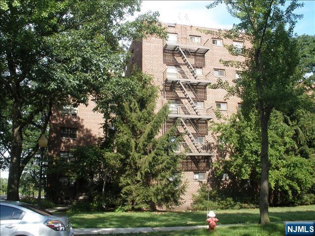 3030 Edwin Avenue,Fort Lee, NJ 07024