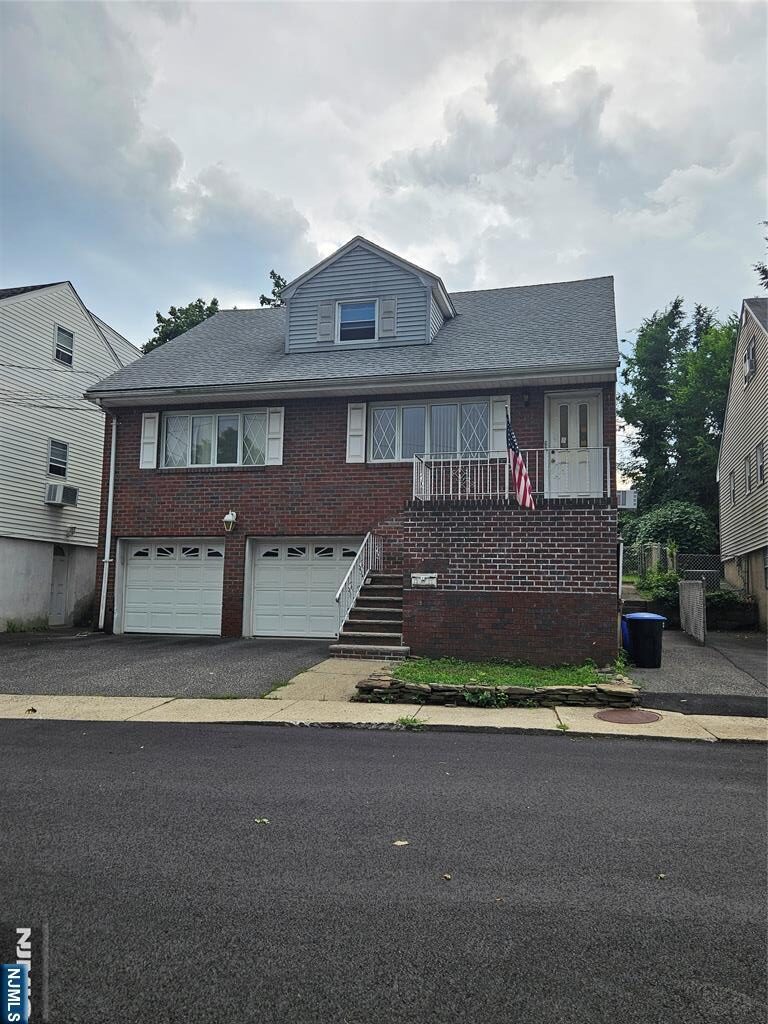 39 Elm Avenue,Fairview, NJ 07022